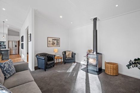 Photo of property in 115 Waitangi Falls Road, Glenbrook, Waiuku, 2681