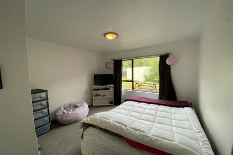 Photo of property in 3 Flinders Place, Johnsonville, Wellington, 6037