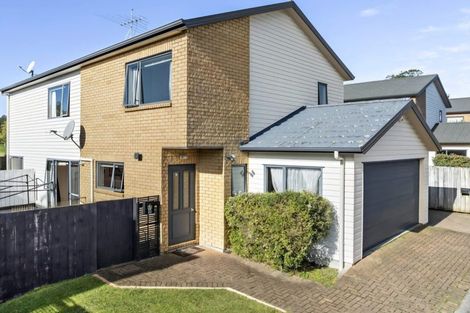 Photo of property in 47 Tiri Tiri Road, Birkdale, Auckland, 0626