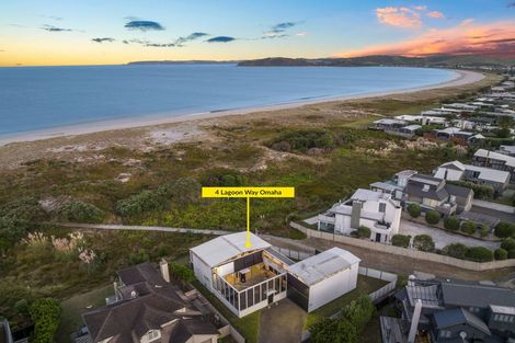 Photo of property in 4 Lagoon Way, Omaha, 0986