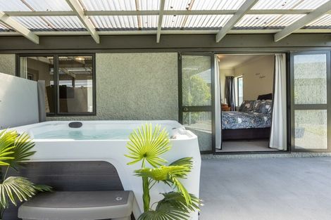 Photo of property in 3 Alan Styles Place, Greenmeadows, Napier, 4112