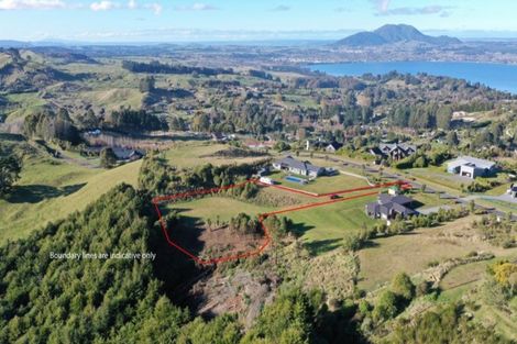 Photo of property in 124 Highland Drive, Acacia Bay, Taupo, 3385