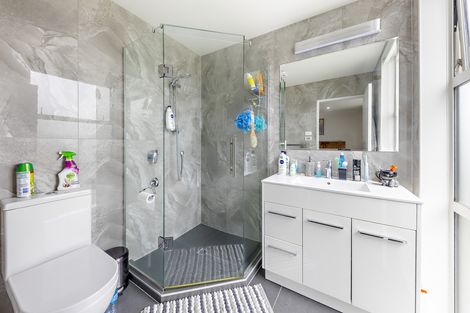 Photo of property in 37 Popokatea Drive, Takanini, 2112