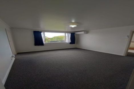 Photo of property in 241 Great North Road, Henderson, Auckland, 0612