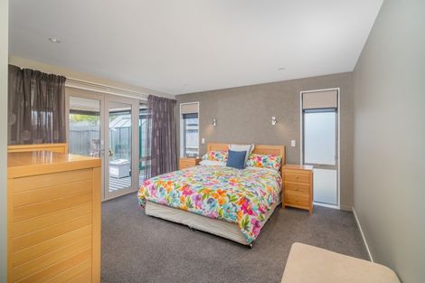 Photo of property in 38 Josephine Crescent, Aidanfield, Christchurch, 8025
