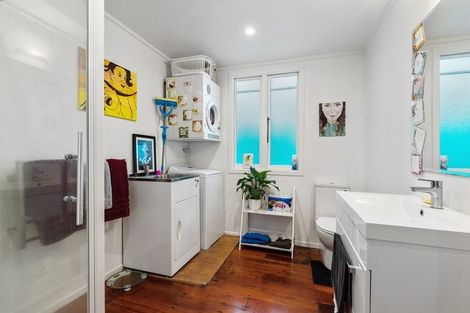 Photo of property in 9/27 Mokoia Road, Birkenhead, Auckland, 0626