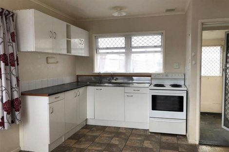 Photo of property in 58 Friedlanders Road, Manurewa, Auckland, 2102