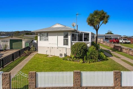 Photo of property in 9 Farnworth Crescent, Whakatane, 3120