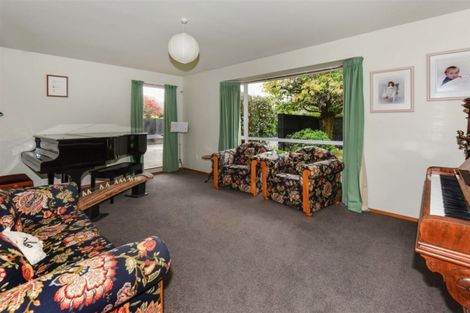 Photo of property in 12 Ilam Park Place, Ilam, Christchurch, 8041