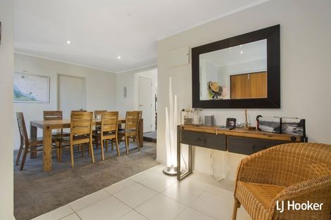 Photo of property in 28 Ocean View Road, Waihi Beach, 3611