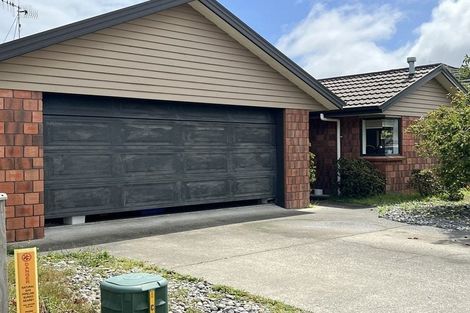 Photo of property in 14 Gandalf Crescent, Paraparaumu, 5032