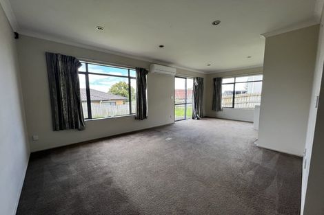 Photo of property in 250 Royal Road, Massey, Auckland, 0614