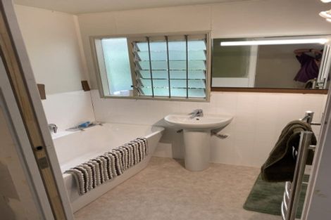 Photo of property in 70 Homebush Road, Khandallah, Wellington, 6035