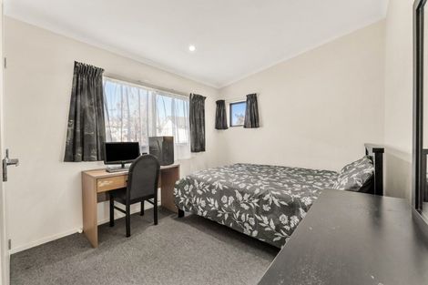 Photo of property in 7 Newfound Way, Glen Eden, Auckland, 0602