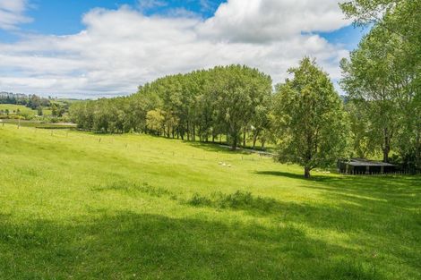 Photo of property in 33 Link Road, Wairakei, Taupo, 3384