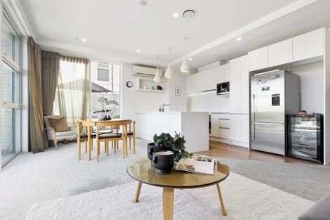 Photo of property in 405/246 Khyber Pass Road, Grafton, Auckland, 1023