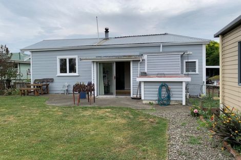 Photo of property in 47 Charlotte Street, Takapau, 4203