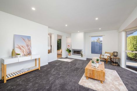 Photo of property in 19a Lake Terrace Road, Burwood, Christchurch, 8061