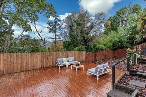 Photo of property in 2/16 John Downs Drive, Browns Bay, Auckland, 0630