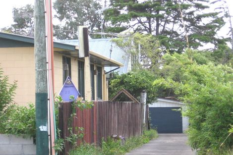 Photo of property in 2/55 Lancaster Road, Beach Haven, Auckland, 0626