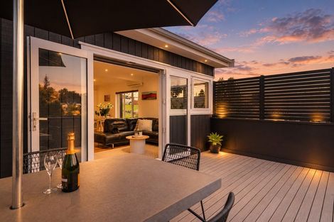 Photo of property in 42 Matipo Road, Mairangi Bay, Auckland, 0630