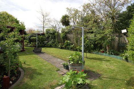 Photo of property in 10 Martin Dale, Raureka, Hastings, 4120