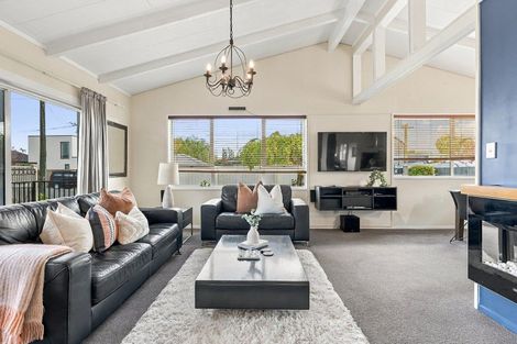 Photo of property in 154 Mays Road, St Albans, Christchurch, 8052