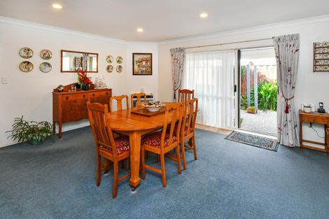 Photo of property in 79 Longford Park Drive, Takanini, 2112