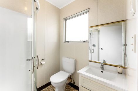 Photo of property in 1/150 Dowse Drive, Maungaraki, Lower Hutt, 5010