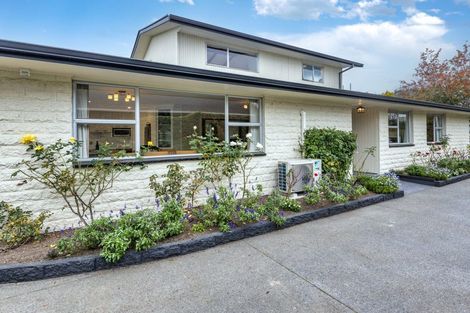 Photo of property in 52 Whitby Street, Burnside, Christchurch, 8053