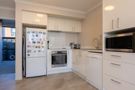 Photo of property in 7 Whiri Lane, Hobsonville, Auckland, 0616