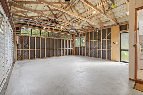 Photo of property in 26 Pacific Parade, Army Bay, Whangaparaoa, 0930