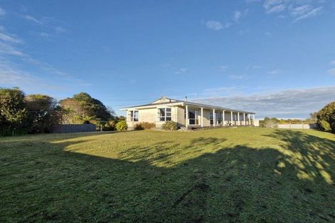 Photo of property in 94 Oxford Road, Okato, 4335
