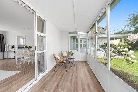 Photo of property in 18 Norwich Place, Awapuni, Palmerston North, 4412