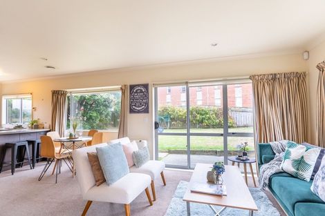 Photo of property in 2 Pohutukawa Grove, Titahi Bay, Porirua, 5022