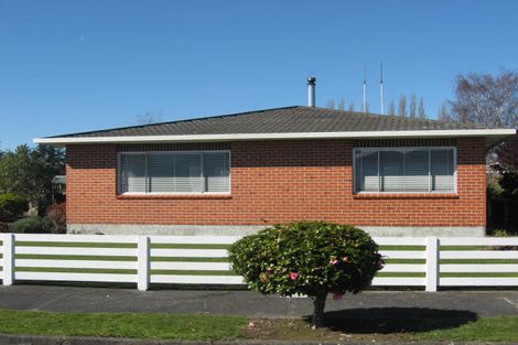 Photo of property in 13 Fairbrother Street, Carterton, 5713