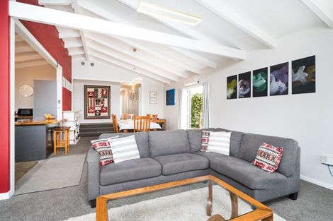 Photo of property in 56 Te Awe Awe Street, Hokowhitu, Palmerston North, 4410