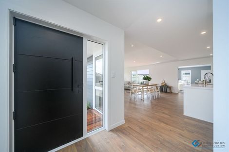 Photo of property in 19 Silicon Way, Fitzherbert, Palmerston North, 4410