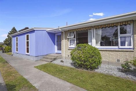 Photo of property in 7 Glenora Place, Hornby, Christchurch, 8042