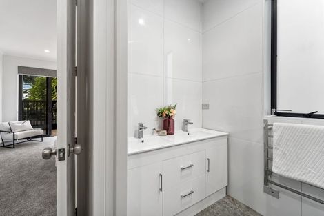 Photo of property in 36a Walker Road, Point Chevalier, Auckland, 1022