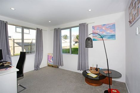 Photo of property in 79 Beatty Road, Pukekohe, 2120