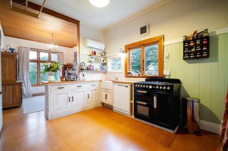 Photo of property in 346 Harington Point Road, Lower Portobello, Dunedin, 9077