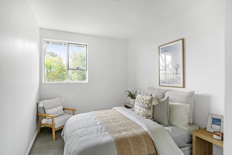 Photo of property in 184 Major Hornbrook Road, Mount Pleasant, Christchurch, 8081