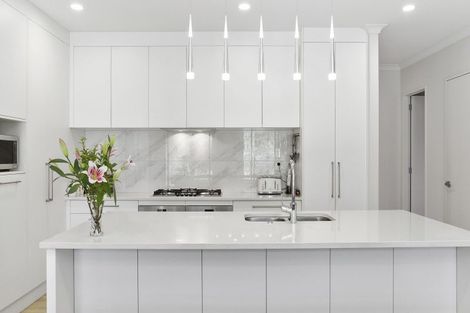 Photo of property in 8 Pheasant Close, Stanmore Bay, Whangaparaoa, 0932