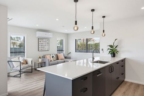 Photo of property in 158 Weraroa Road, Levin, 5510