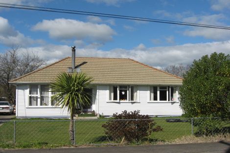 Photo of property in 8 Bennett Street, Waipawa, 4210