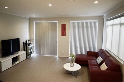 Photo of property in 100 Flat Bush School Road, Flat Bush, Auckland, 2019