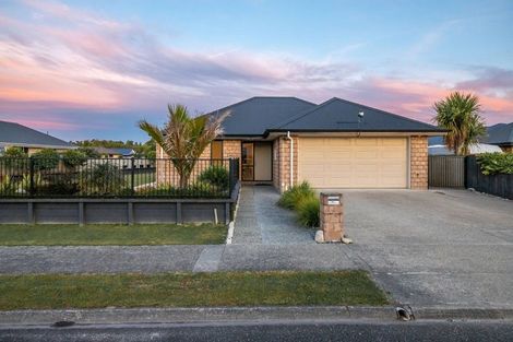 Photo of property in 40 Kawatiri Place, Westport, 7825