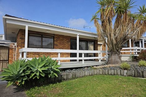 Photo of property in 3/6 Wood Street, Papakura, 2110