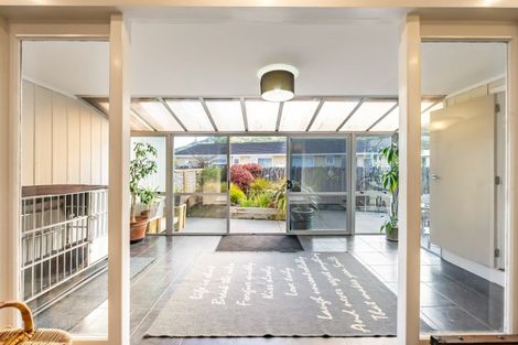 Photo of property in 19 Denver Grove, Totara Park, Upper Hutt, 5018